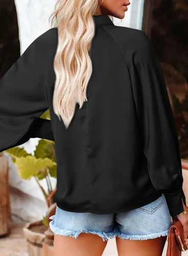 Vista 4 de Astylish Blusas elegantes de satén con cuello en V para mujer, túnica de manga larga