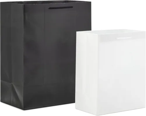 Vista 6 de Hallmark Surtido de bolsas de regalo en blanco y negro (8 bolsas: 4 medianas 9", 4 grandes 13") para el día de San Valentín, bodas, graduaciones