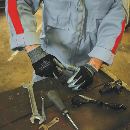 Vista 5 de SHOWA Atlas 370B - Guantes de trabajo profesionales de nitrilo para paisajismo, jardinería y montaje, guantes de uso general