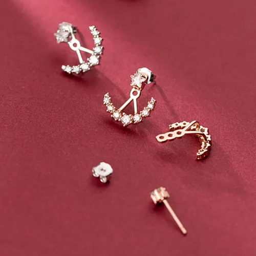 Vista 4 de SLUYNZ Aretes de plata de ley 925 con circonita cúbica para mujer, diseño de estrella, aretes Huggie