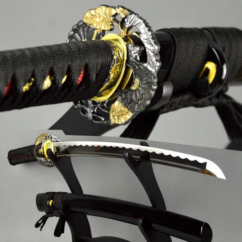 Vista 17 de Espada samurái Wakizashi hecha a mano, Katana de espiga completa, espada media, cuchillos japoneses hechos a mano listos para la batalla