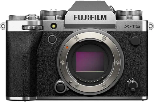 Vista 2 de FUJIFILM Cuerpo de cámara digital X-T5 (plateado) con lente Sigma 0.709-1.969 in f/2.8, incluye: tarjeta de memoria SanDisk Extreme PRO SDXC de 128