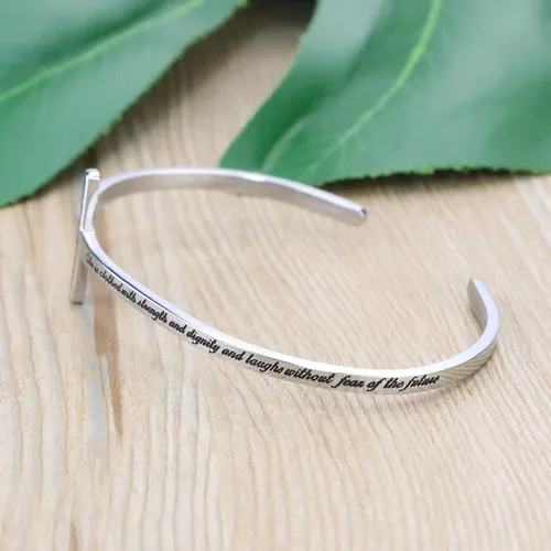Vista 3 de Brazalete religioso en cruz para regalar a mujeres cristianas, con versículos de la Biblia, joyas para regalar