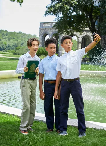 Vista 5 de French Toast Boys' Adjustable Waist Straight Fit Stretch Twill Chino Pant