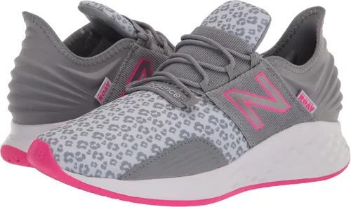 Vista 7 de New Balance Fresh Foam Roav V1 - Tenis de correr con cordones para niños
