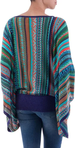 Vista 3 de NOVICA Suéter de manga kimono a rayas hecho a mano de punto bohemio de Perú en rayas turquesas 'Lima Dance