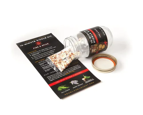 Vista 4 de Pearl and Johnny Kit de pepinillos de 10 minutos Fire & Spice
