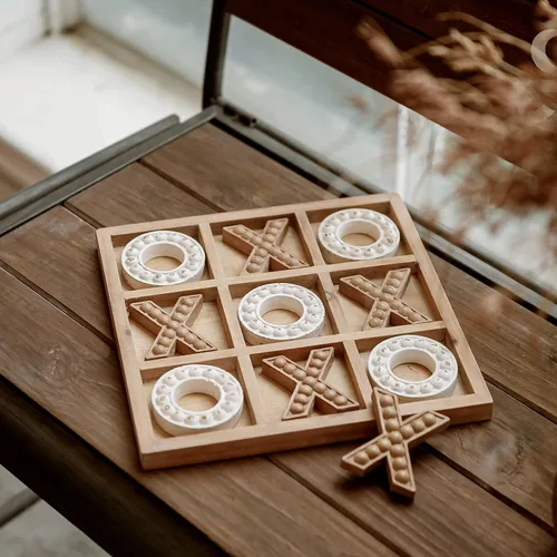 Vista 7 de NIKKY HOME Juego de mesa Tic Tac Toe para decoración de mesa de centro, tablero de madera rústico de 10.6 pulgadas, negro y blanco