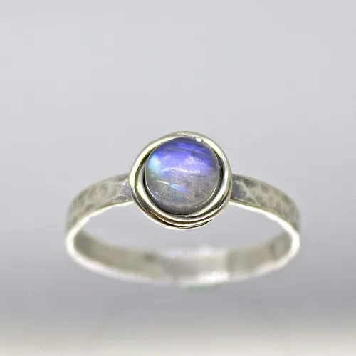 Vista 19 de Anillo de plata de ley con piedras preciosas para mujer, anillo apilable de piedra martillada, anillo de piedra natal