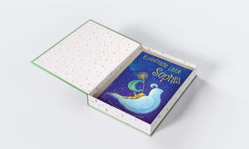 Vista 7 de Goodnight Little Me Foil Edition Libro y caja de lámina de recuerdo – Libro personalizado para niños 9" x 11" I See Me!