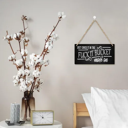 Vista 5 de Letrero decorativo colgante de madera con texto en inglés «Just Chuck It In The Fuck It» para dormitorio, cocina, jardín, pared, pub, club, café, 12