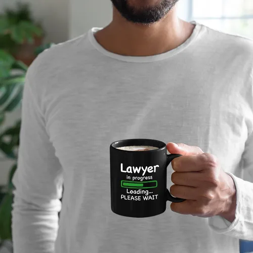 Vista 6 de Panvola Lawyer in Progress Loading Law - Regalos de graduación para futuros abogados y abogados, taza de cerámica de 11 onzas, color negro