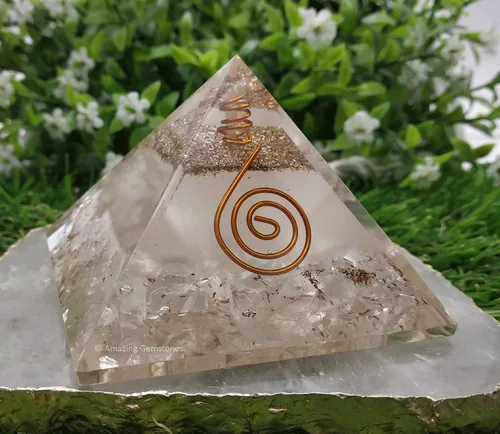 Vista 21 de Amazing Gemstone Pirámide de orgón grande Cristal de pirámide de amatista que brilla en la oscuridad Pirámide de orgonita Pirámides de órgano