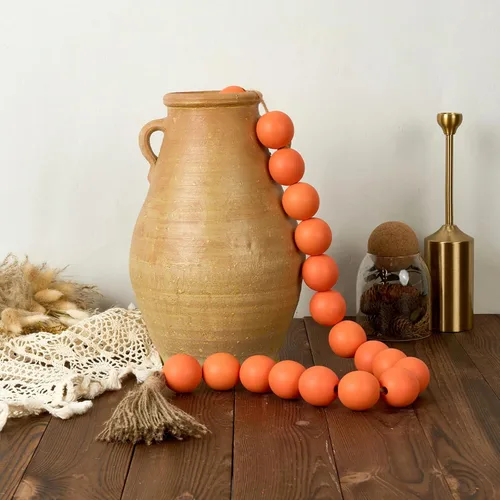 Vista 133 de OMISHE Guirnalda de cuentas de madera extra grande con cuentas de madera y borlas de 1.6 pulgadas de diámetro, cuentas decorativas rústicas de 41