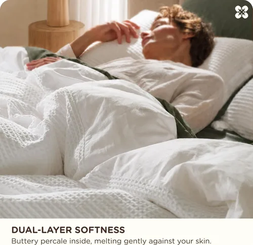 Vista 4 de Bedsure Funda de edredón de 100% algodón tamaño individual, tejido gofre, color blanco coco, GentleSoft y transpirable, juego de cama para regalo, 2