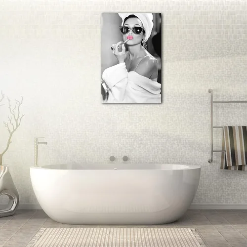 Vista 4 de TIMUBA Lienzo grande de Hepburn para pared, arte de pared de baño en blanco y negro, 36 x 24 pulgadas