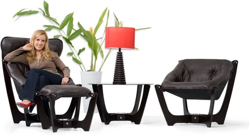Vista 2 de IMG Luna - Silla de piel negra con respaldo bajo, color negro Prime P301 con madera de espresso