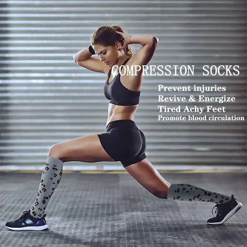 Vista 3 de FuelMeFoot Calcetines de compresión para hombres y mujeres de 20 a 30 mmHg-calcetines de apoyo graduados para fútbol, correr, enfermeras