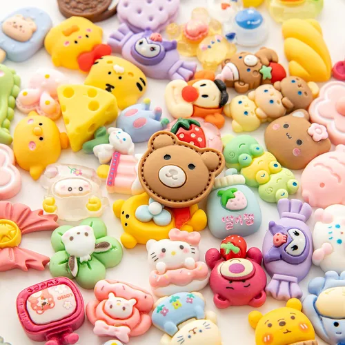 Vista 2 de Juego de dijes de dibujos animados de slime – Lote mixto surtido de dijes kawaii de resina plana para hacer manualidades, decoraciones, álbumes