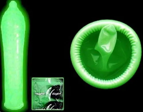 Vista 3 de Night Light Preservativos de látex que brillan en la oscuridad a granel [una nueva experiencia con tu pareja] - 12 preservativos de látex lubricante