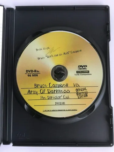Vista 5 de Bruce Campbell vs. Army Of Darkness - The Director's Cut (Official Bootleg Edition)