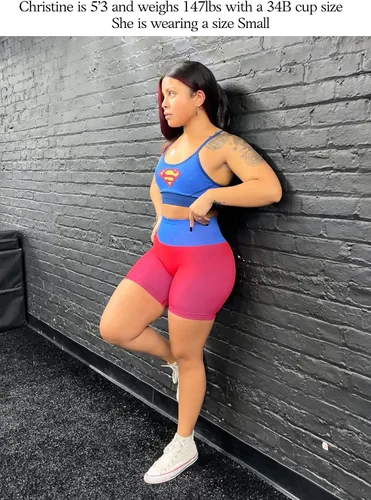 Vista 4 de DC Comics Trajes de entrenamiento activo para mujer, Wonder Woman, Batgirl, Harley Quinn, Supergirl, Conjuntos de 2 piezas con pantalones cortos