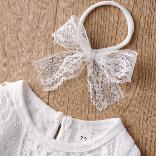 Vista 3 de ODIMAME Conjunto de ropa para bebé niña con encaje blanco + jeans rasgados + diadema, conjunto de ropa de verano de 3 piezas