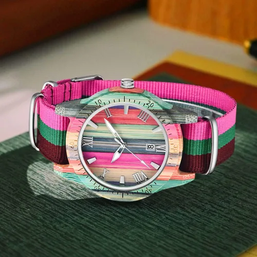 Vista 3 de Relojes de madera para hombre, hechos a mano, coloridos, de madera de bambú, analógico, de cuarzo, para hombre, reloj de madera
