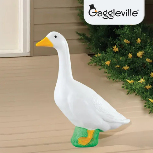Vista 3 de Estatua oficial de Gaggleville Porch Goose Baby - Encantadora 17" al aire
