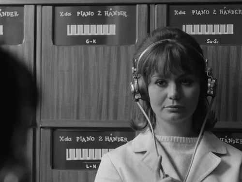 Vista 2 de Bo Widerbergs New Swedish Cinema (The Criterion Collection) The Baby CarriageRavens EndElvira MadiganÅdalen 31 Blu-ray