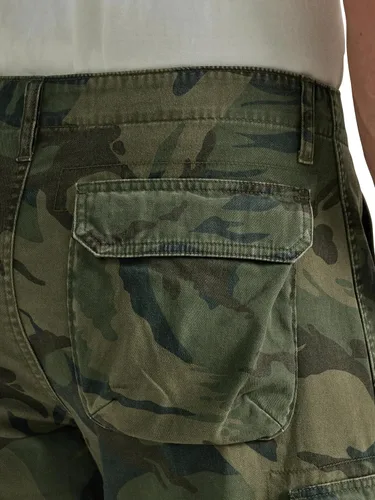 Vista 5 de Wrangler Authentics - Shorts de sarga estilo cargo, para hombre