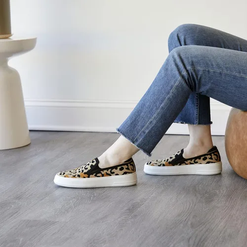 Vista 4 de Dearfoams - Sophie - Mocasines ligeros y cómodos para mujer con soporte de arco, sin cordones