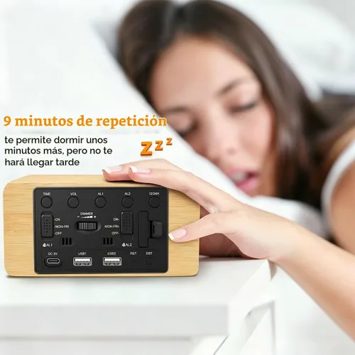 Vista 9 de Reloj despertador digital de madera de bambú premium con cargador de teléfono inalámbrico, puertos de carga USB duales, pantalla LED regulable