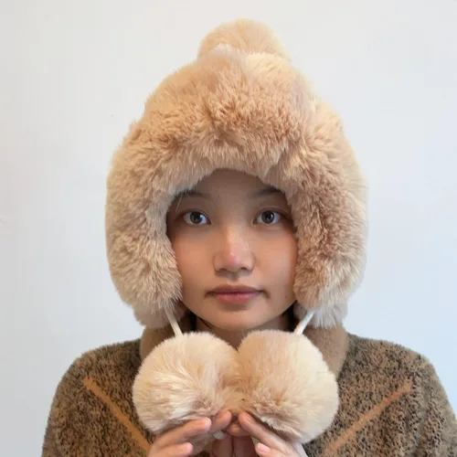 Vista 3 de Gorro de invierno para mujer, suave y mullido de punto con pompón, gorro de piel sintética para niñas, gorra de calavera de ganchillo