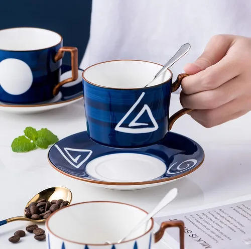 Vista 5 de Jusalpha Estilo japonés impreso a mano - Taza de té de porcelana fina de 7 onzas/taza de café con cuchara y bandeja/platillo, vajilla, porción de 4