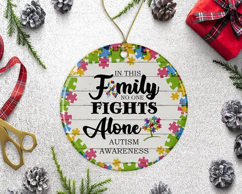 Vista 2 de Adorno de Navidad de conciencia sobre el autismo, adorno de cerámica para autismo, regalo para árbol genealógico, adorno de Navidad, regalo