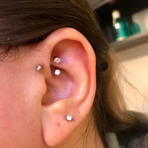 Vista 3 de MODRSA Rook - Piercing para mujer, aretes para cejas, acero quirúrgico, joyería vertical para labret de 0.63 onzas, 0.49 oz, barra curvada, Snug