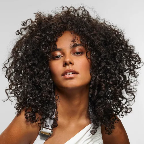Vista 8 de Bumble and bumble Crema para peinar el cabello Curl Light