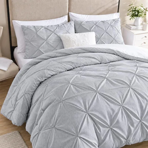 Vista 12 de Swift Home, juego de edredón tamaño individual y individual XL, azul bebé, juego de ropa de cama con pinzas florales 3D arrugadas - 2 piezas de ropa