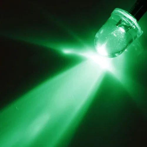 Vista 4 de uxcell 10pcs 0.394 in pre cableado LED, verde DC3-6V lente transparente, diodos emisores de luz