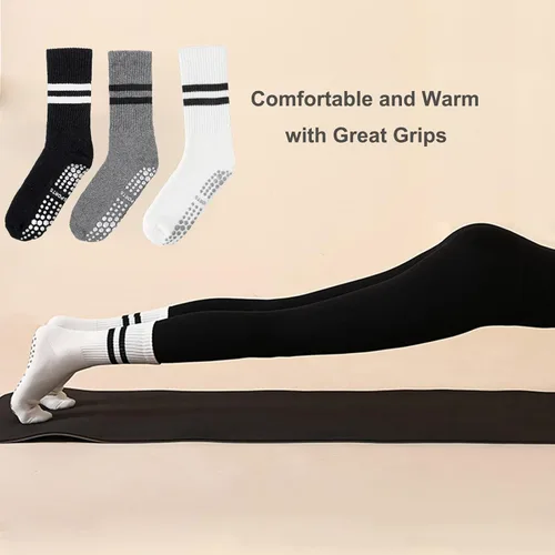 Vista 5 de JCZANXI Calcetines de yoga con empuñaduras para mujer, calcetines antideslizantes para yoga, pilates, barras, baile, calcetines acolchados ideales