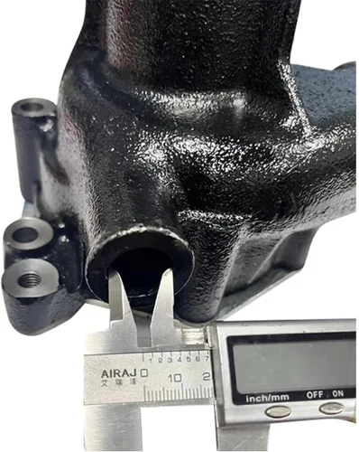 Vista 5 de Carcasa del filtro de aire JM-1311 para Hitachi EX200-2 E315 SK200-6 SH200A1 SH120A1Excavadora