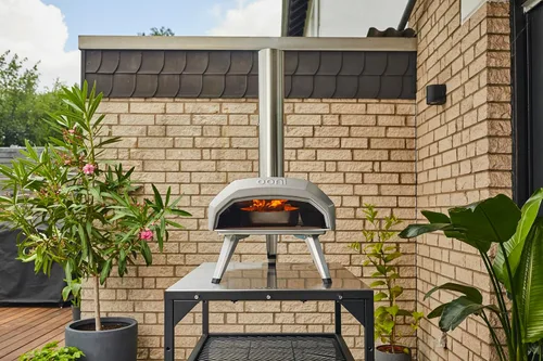 Vista 8 de Ooni Karu 12 - Horno de pizza al aire libre multi-combustible – Pizzas de 30 cm en 60 segundos - Horno de pizza portátil de leña y gas con piedra