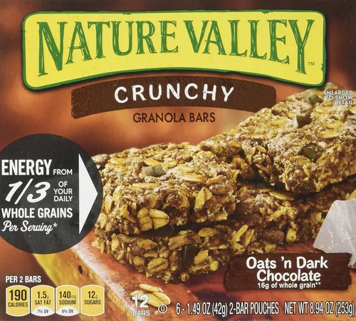 Vista 24 de Nature Valley, Barras de granola de almendras dulces y saladas, caja de 7.4 onzas (paquete de 4)