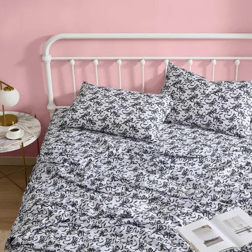 Vista 3 de Betsey Johnson - Juego de sábanas de tamaño individual, ropa de cama de microfibra con estampado Nerdy Teddies con sábana bajera de bolsillo
