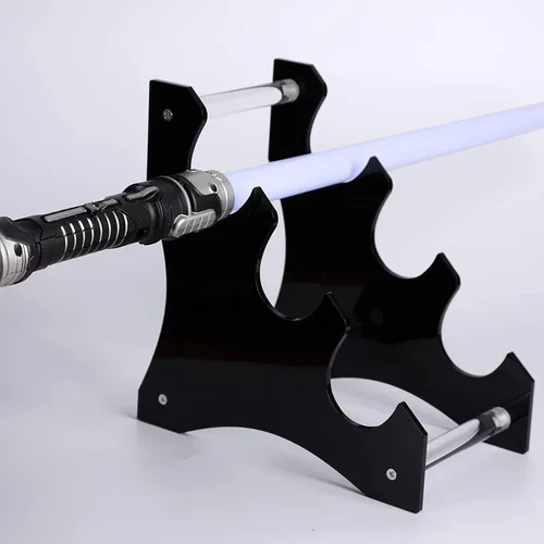Vista 5 de Soporte acrílico para sable de luz de escritorio, estante de exhibición escalonado horizontal de 3 niveles para la mayoría de los sables de luz