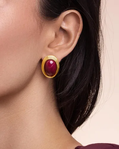 Vista 4 de Aretes gruesos chapados en oro de 18 quilates, con diseño ovalado, ovalado, con forma de cúpula exagerada y redondeada, hechos a mano, con botón