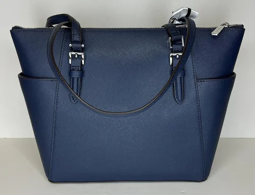 Vista 8 de Michael Kors Charlotte Bolso grande con cremallera y gancho triple a juego azul marinoSignature MK blanco brillante NavySignature Mk Bright White