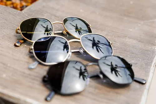 Vista 4 de Peepers by PeeperSpecs Positano Sun Aviator Polarized, No Correction Sunglasses
