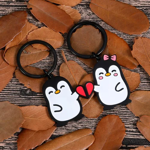 Vista 6 de Regalos de pingüino para parejas, regalos para el día de San Valentín para él, novio, novia, ella, amantes de los pingüinos a juego, lindo llavero